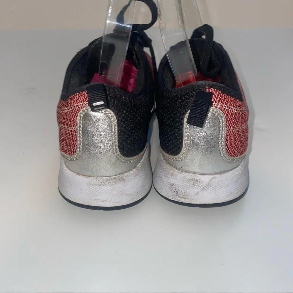 Nike Dualtone Racer Coral Pink Black Sneakers Running Shoes size 9